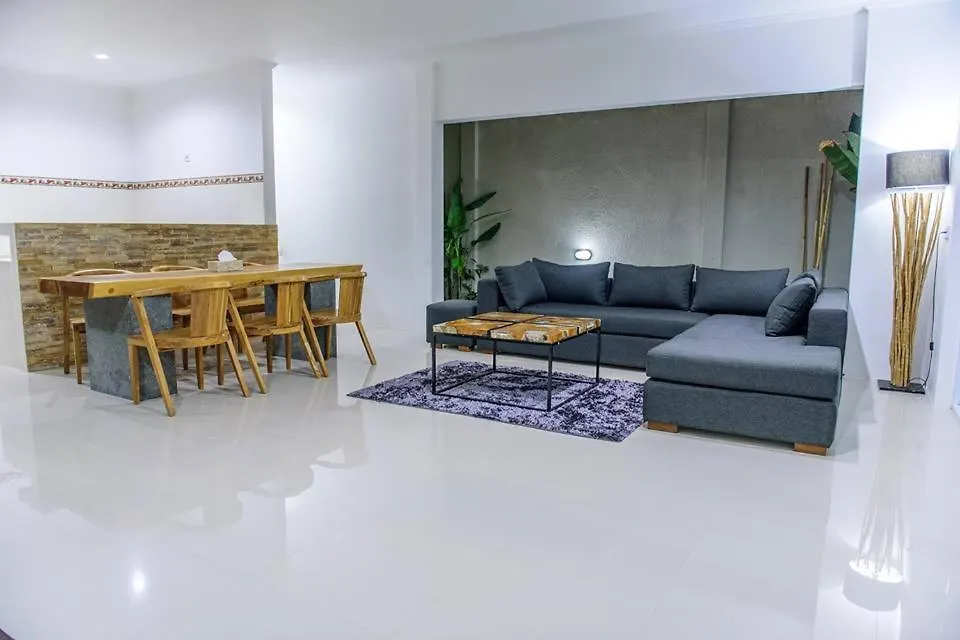 3Br Villa4 Oberoi Seminyak,18M Walk To The Beach 0*, Seminyak (Bali) Indonesia